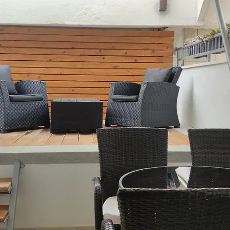 Obala Apartment *